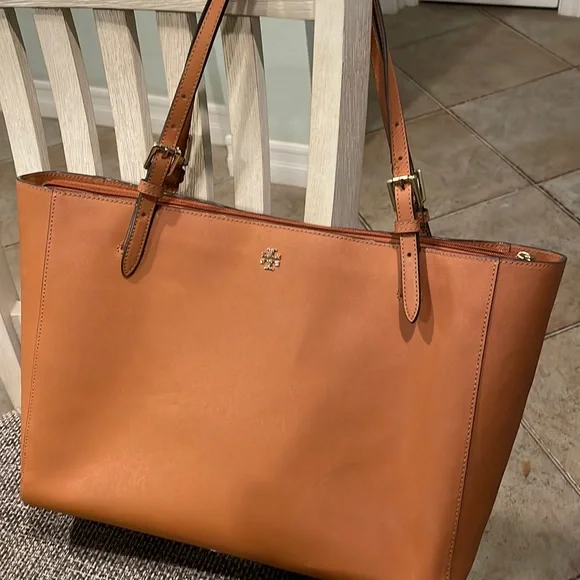 Tory Burch🧡 - Picture 1 of 4